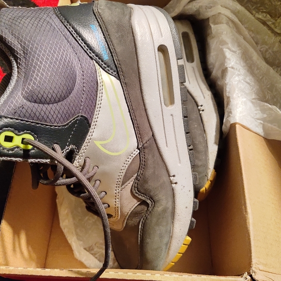 Nike airmax hightop sneakers - Picture 11 of 12